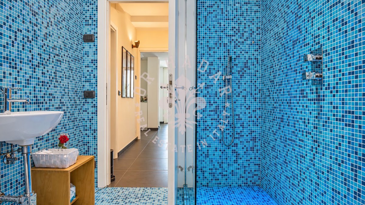 וילה מרטינה (Villa Martina) — 30