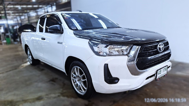 TOYOTA HILUX REVO