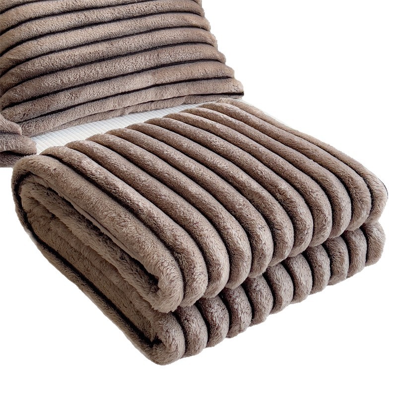 Flauschige Kaninchenfell-Imitat Decke, warm und weich