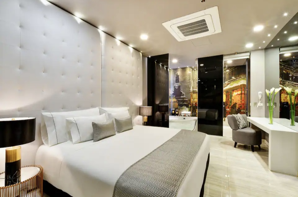 Lux Recommended Stay