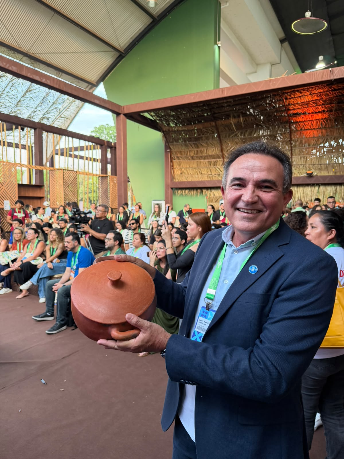 Exposição de mini jardins in vitro da Biotech Mudas, exemplo de inovação tecnológica e empreendedorismo em Roraima.