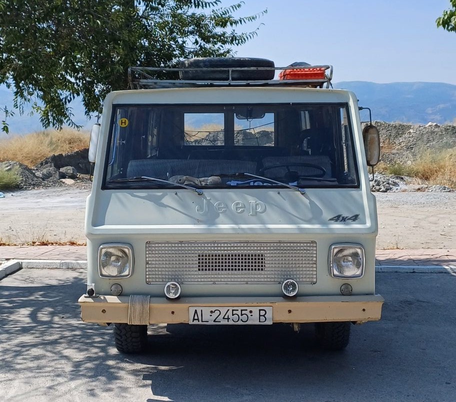 JEEP-VIASA SV 440 de 01/04/1974