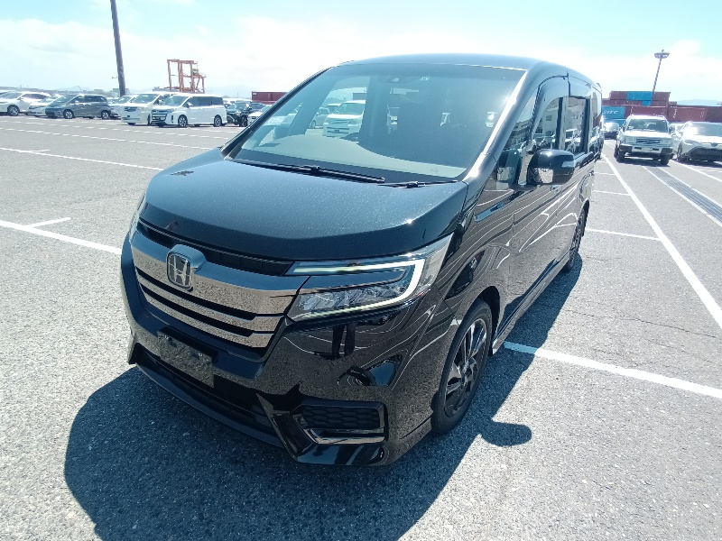 Honda Step Wagon Spada