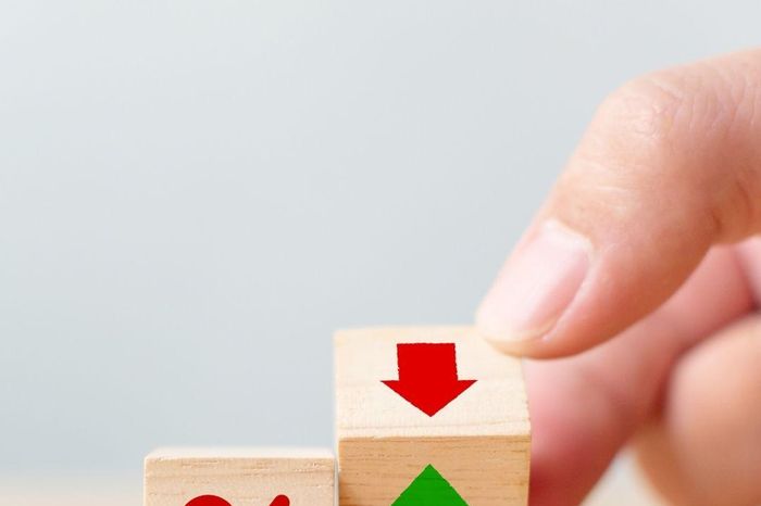 Lãi suất đang chịu những sức ép nào? - Tạp chí Kinh Tế Sài Gòn