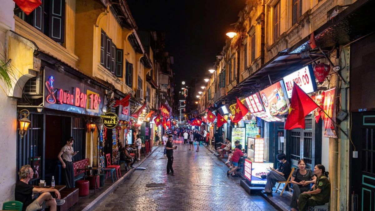 Hà Nội dự kiến mở rộng kinh tế đêm phục vụ du lịch - Đài Phát thanh và truyền hình Hà Nội