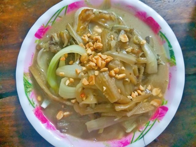 Cá Tra Chưng Chuối Cây