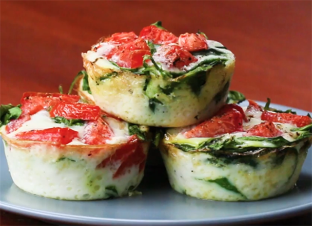 Bánh Trứng Rau Củ Nướng