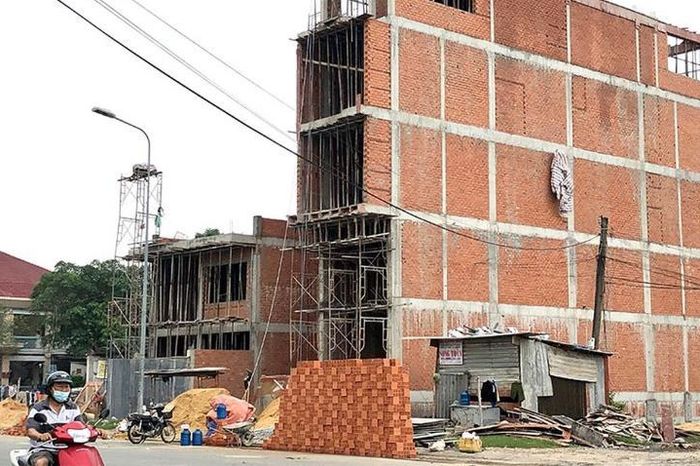 Giá VLXD tăng, nhiều gia đình 'vỡ' ngân sách xây nhà - Đài Phát thanh và truyền hình Hà Nội
