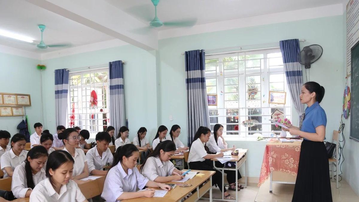 Tăng tốc trước 'giờ G': Thầy cô đồng hành học sinh vùng khó 'vượt' kỳ thi - Báo Giáo Dục &amp; Thời Đại