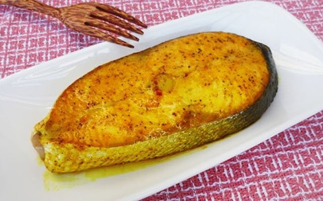 Cá Hồi Nướng Nghệ