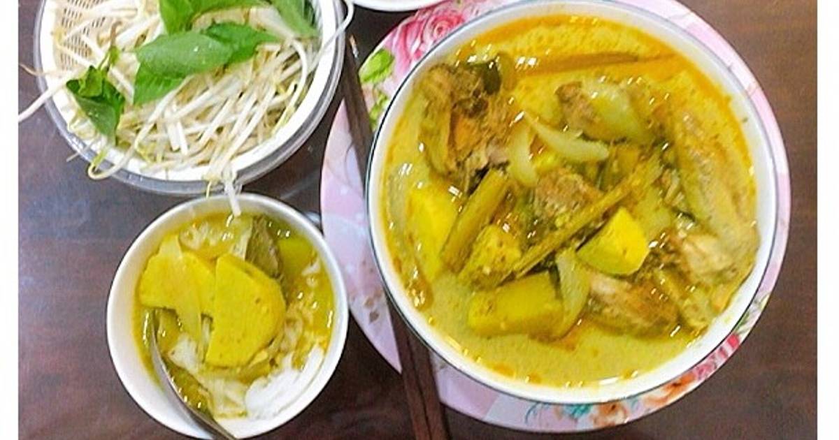 Bún Cà Ri Gà