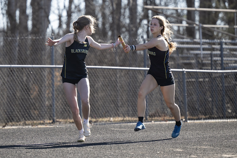 Photo from HS: Indoor Track & Field of Laura Baker