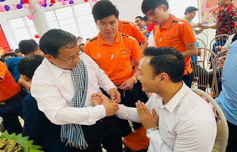 Trường Đại học Tây Bắc tổ chức đón tết Bun Pi May cho Lưu học sinh nước Cộng hòa Dân chủ Nhân dân Lào