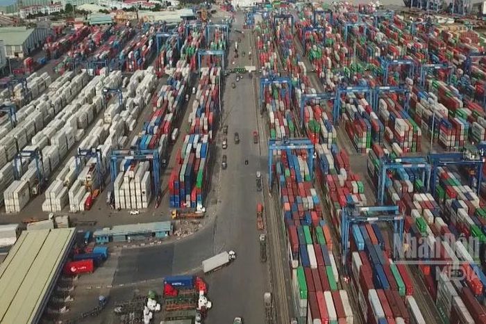[Video] Chính phủ yêu cầu triệt để tiết kiệm chi thường xuyên - Báo Nhân Dân