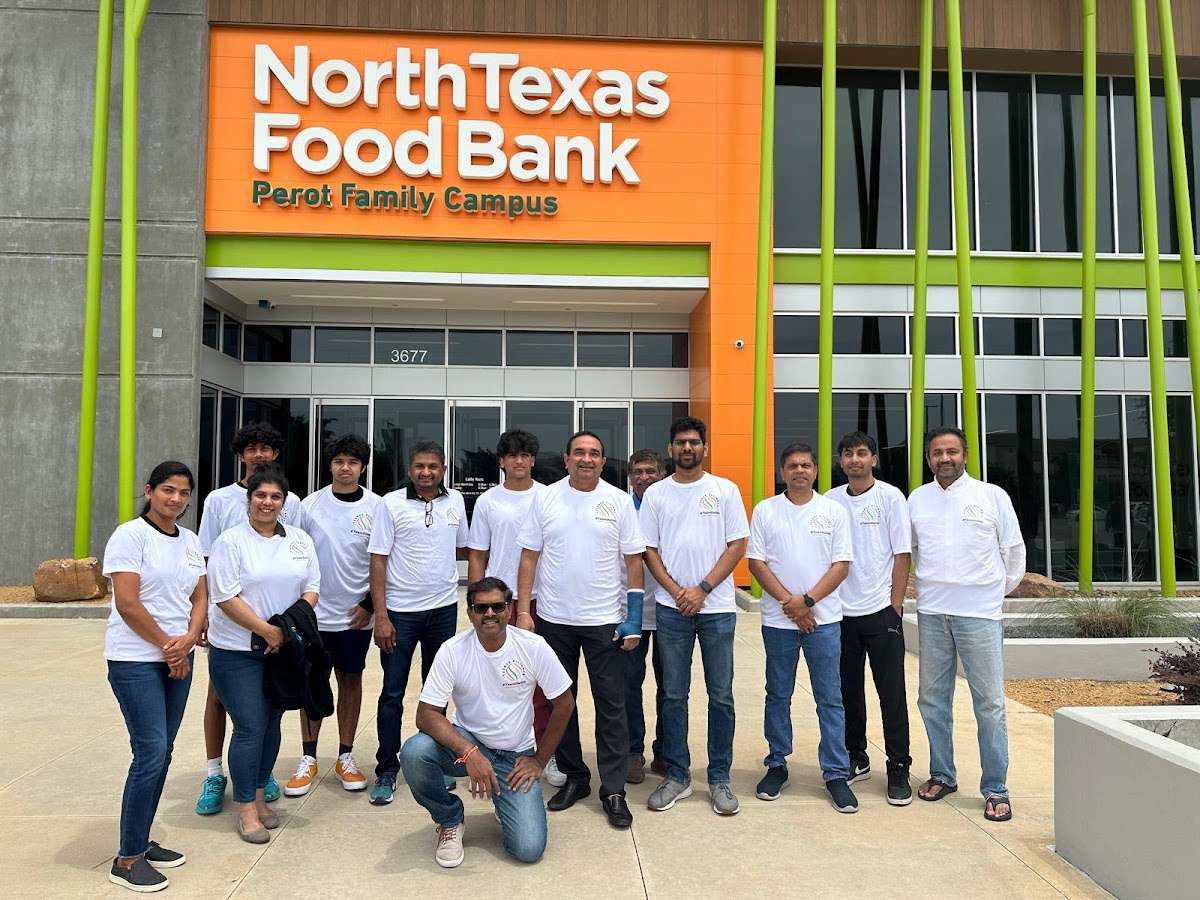 ITServe Dallas Chapter North Texas Food Bank Volunteer Activity