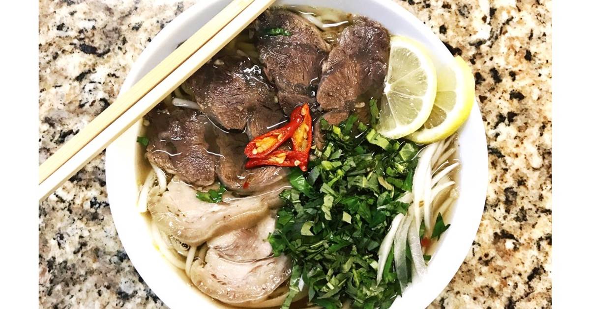 Bún bò Huế 🐮🐮🐮