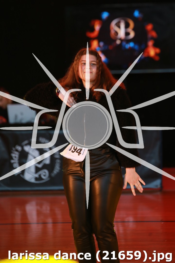 larissa dance (21659).jpg