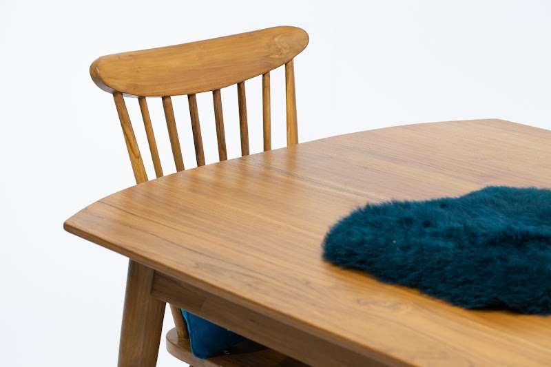 Table Scandivian 3