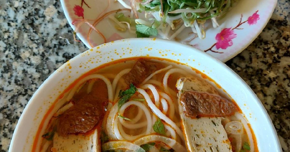 Bún bò chay