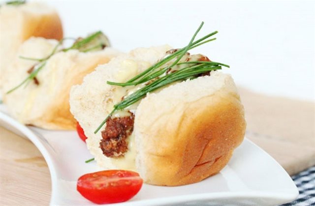 Gà Chiên Ngũ Vị Hương Sốt Mayonnaise Mật Ong