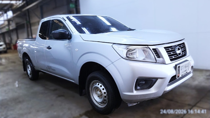 NISSAN NAVARA