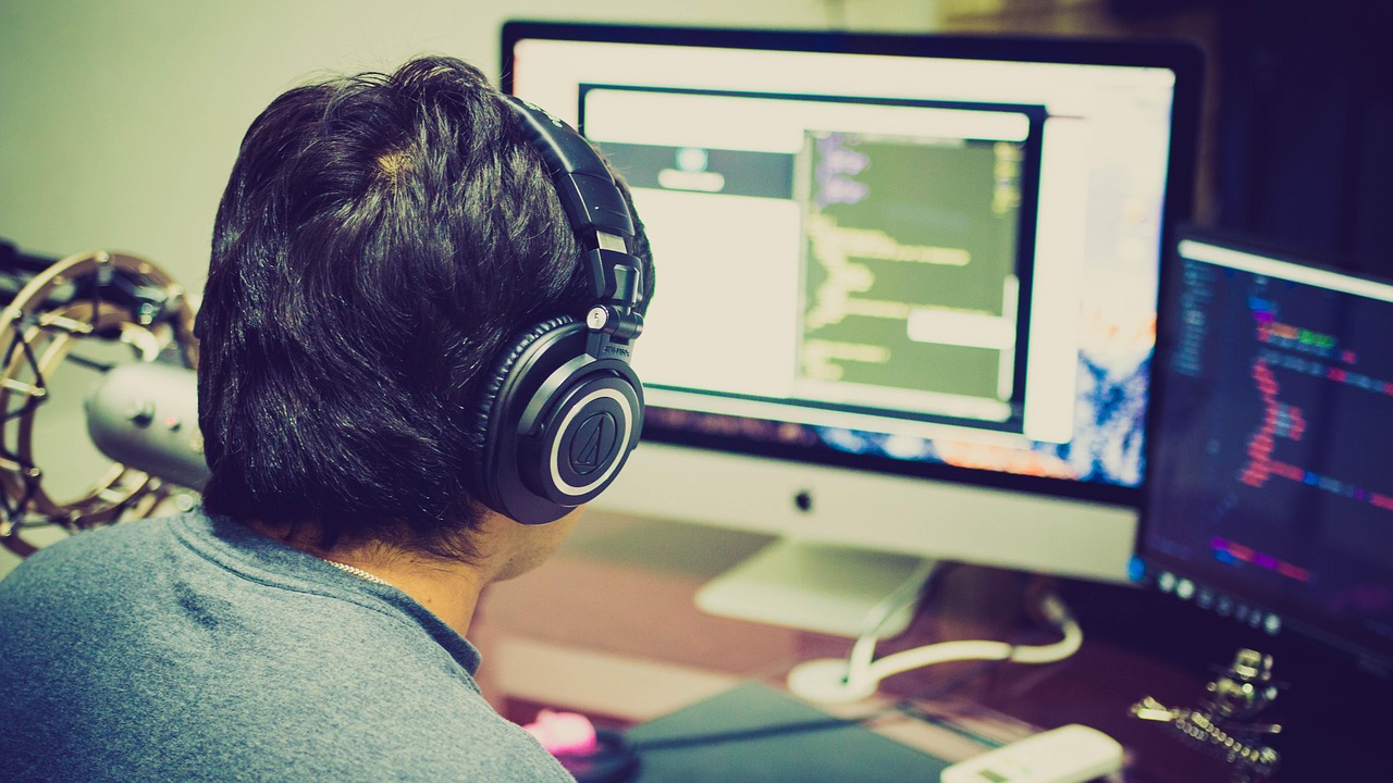 Panduan Lengkap Membaca Output Regresi OLS di EViews