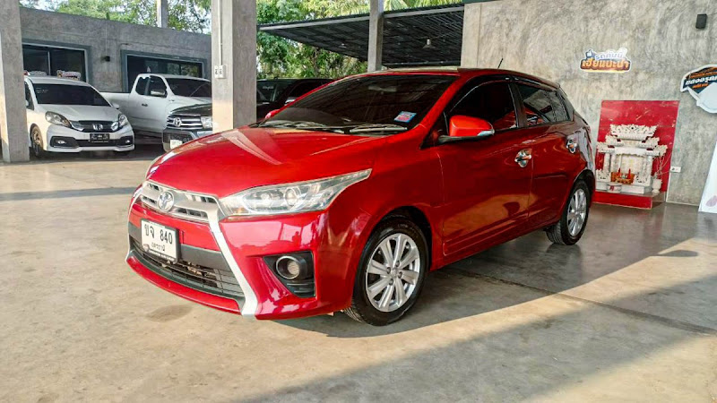 TOYOTA YARIS