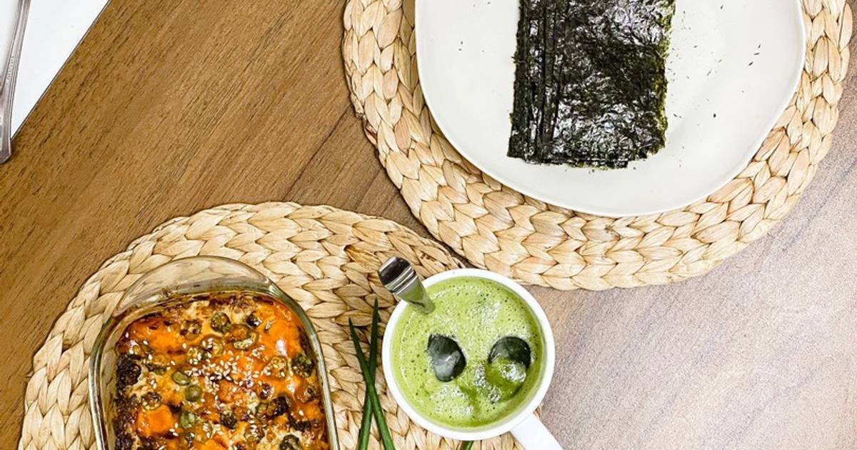 Salmon sushi bake