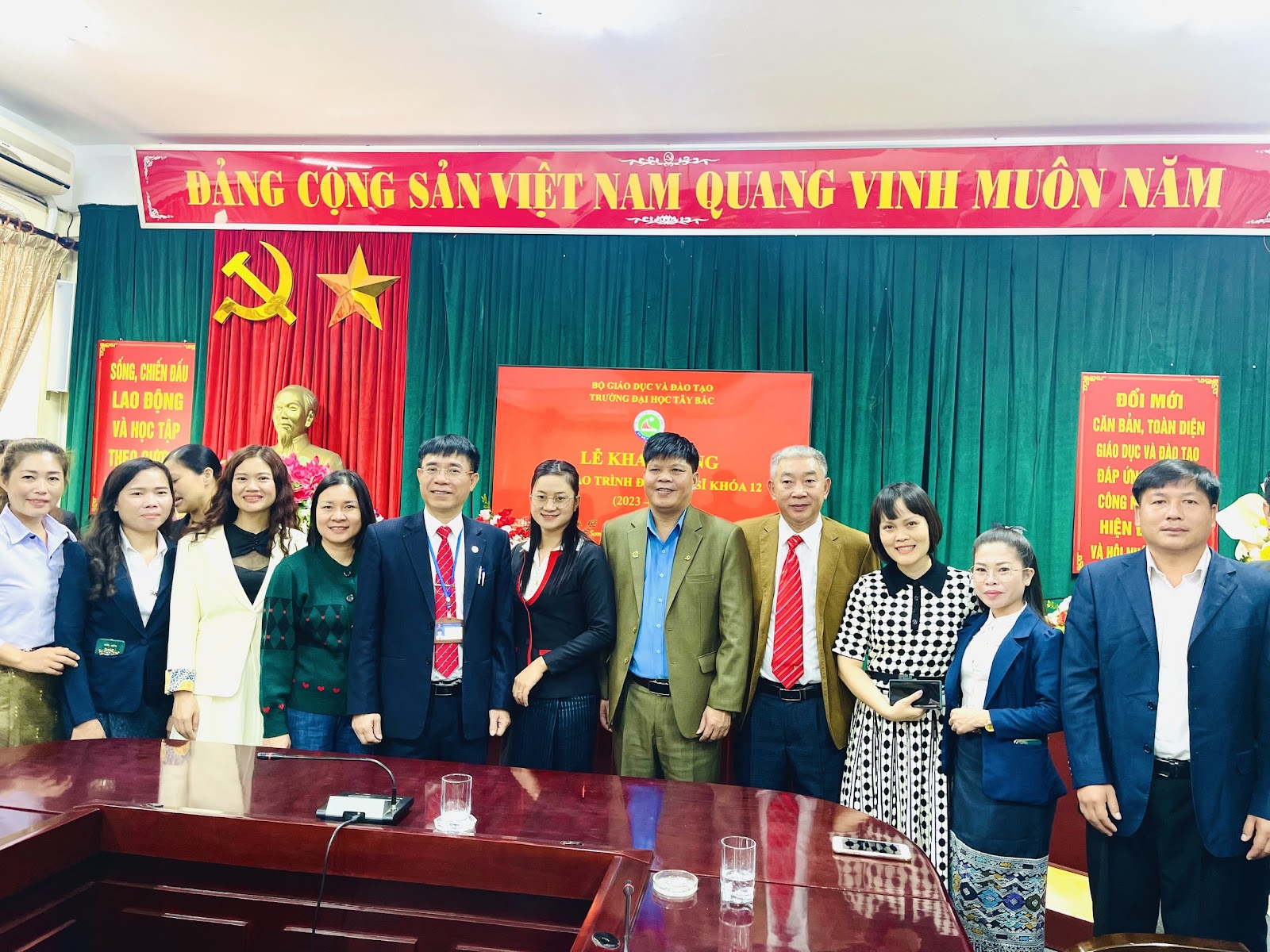 Trường Đại học Tây Bắc khai giảng đào tạo thạc sĩ khóa 12 (2023 - 2025)
