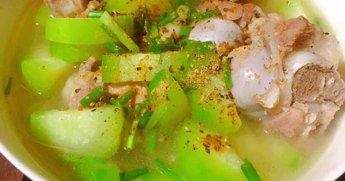 Canh bầu hầm sườn😋😋