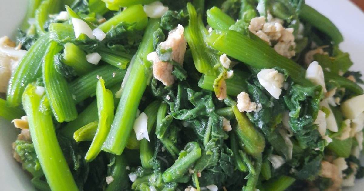 Ngọn bí, nụ bí xào tóp mỡ