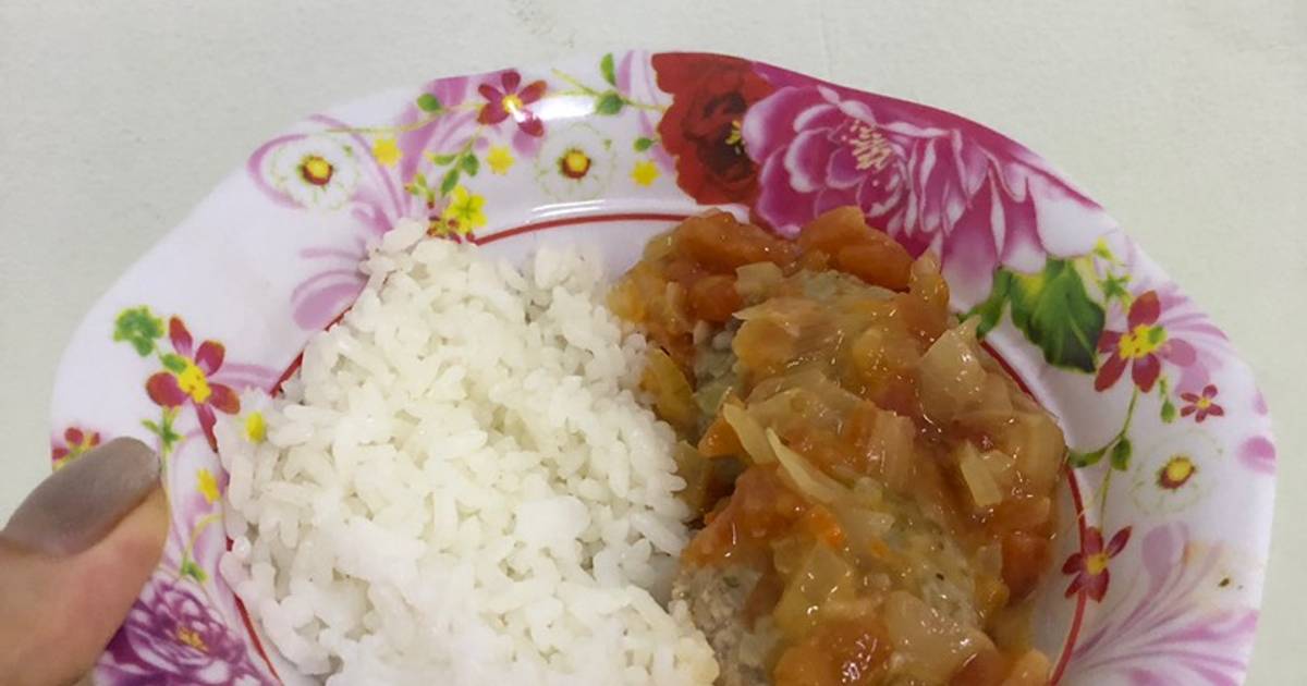 Thịt viên sốt cà chua