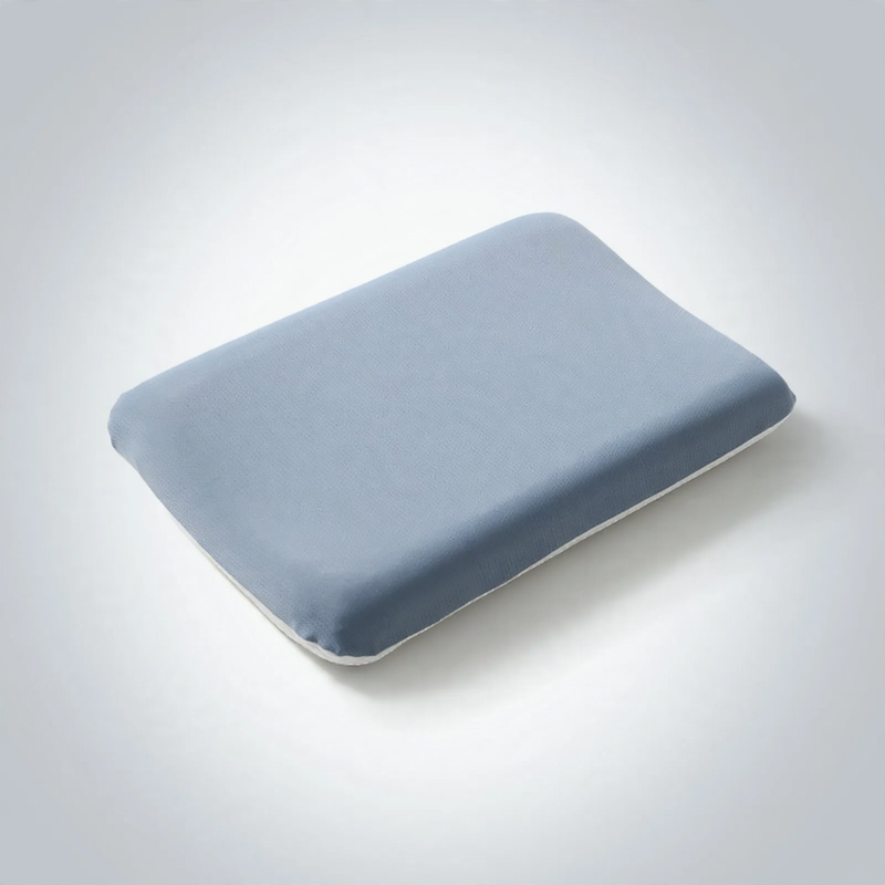 Year-round neck pillow with gel and memory foam