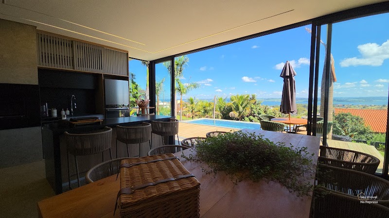 Foto 16 de Casa de alto padrão com vista pada a represa Jurumirim à venda no Riviera de Santa Cristina XIII
