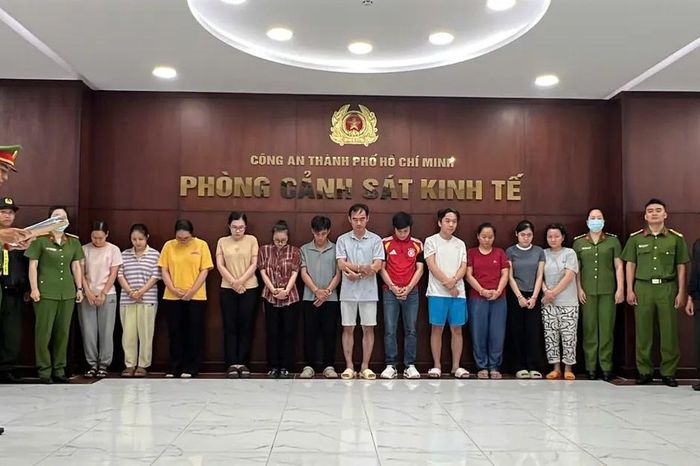Khởi tố băng nhóm mua bán trái phép hóa đơn trị giá hàng ngàn tỷ đồng - Báo Sài Gòn Giải Phóng
