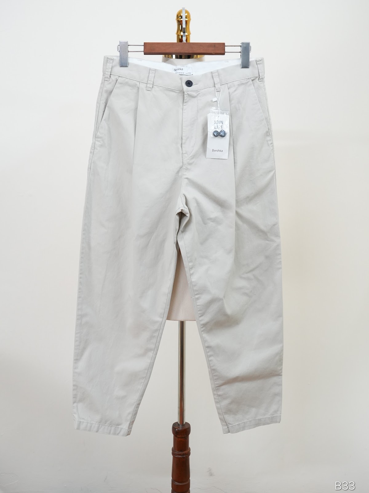 Quần B33