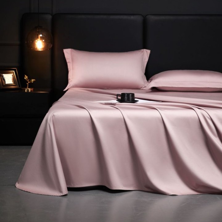 Bed sheet made from long-staple cotton, satin