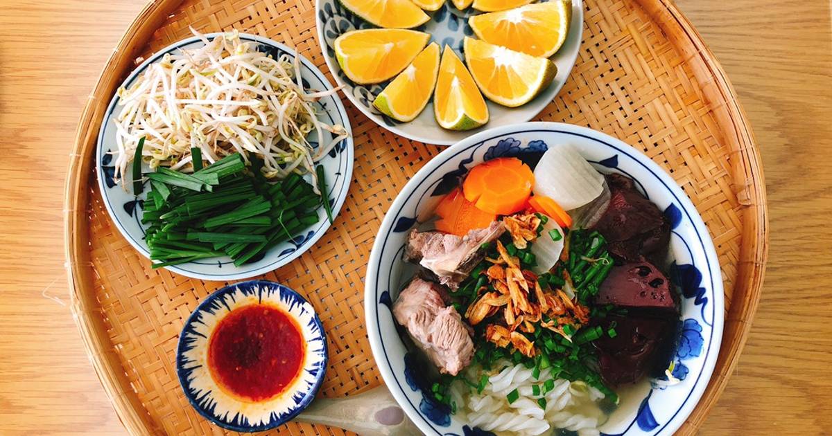 Nui nấu sườn non