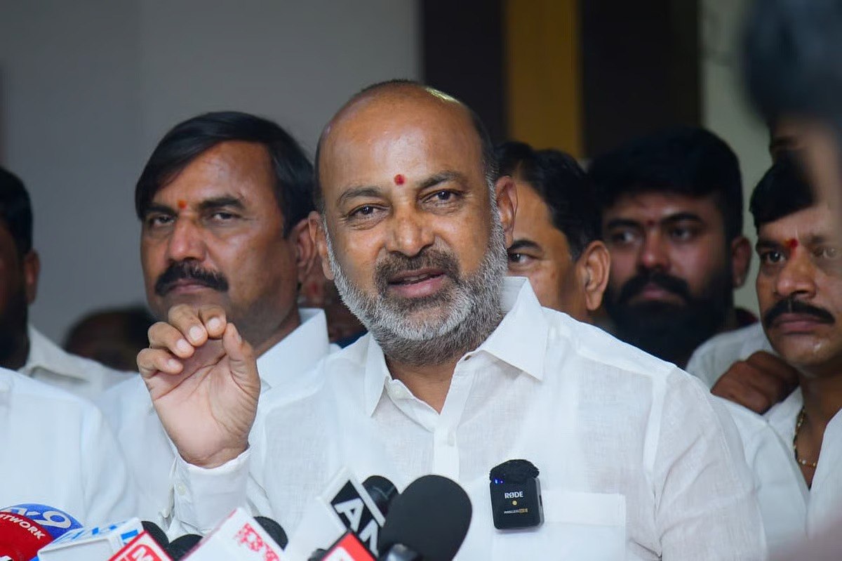 Bandi Sanjay Likens Congress-BRS Political Drama to ‘Bigg Boss’ Show