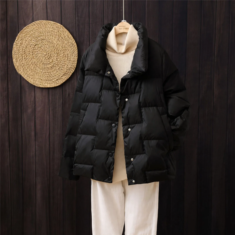 Lightweight women's down jacket, short, loose fit