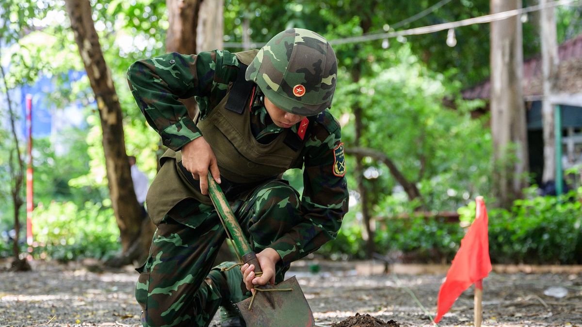 Sẽ động thổ tìm hài cốt liệt sĩ trên 2.500 m2 ở công viên Lê Thị Riêng - Tạp chí Tri thức