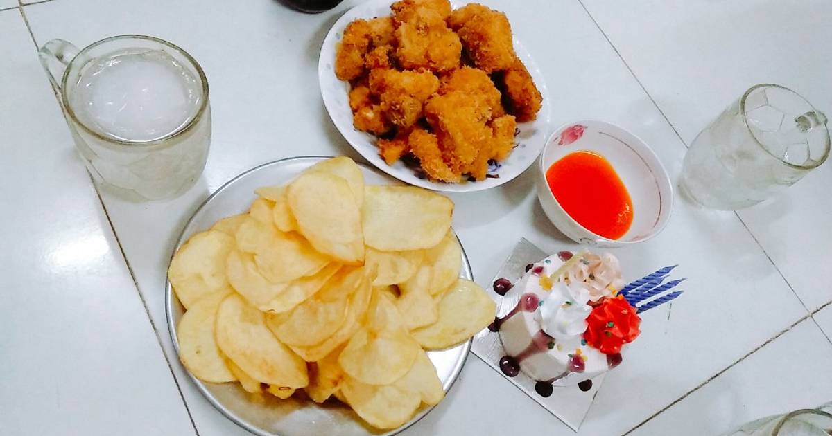 Khoai tây chiên + Gà rán