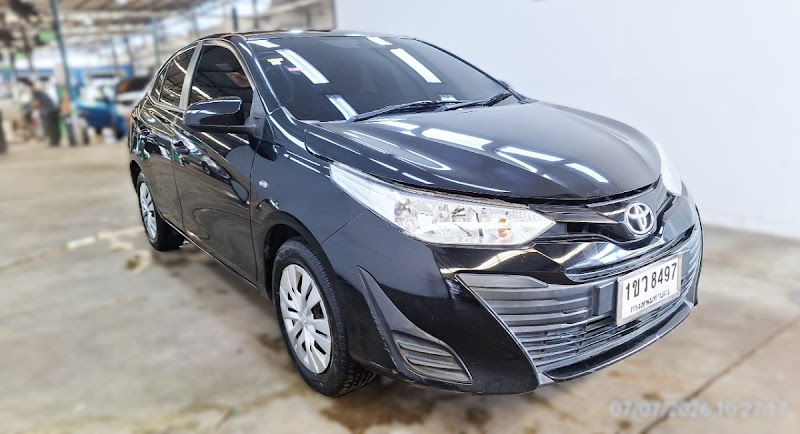 TOYOTA YARIS ATIV