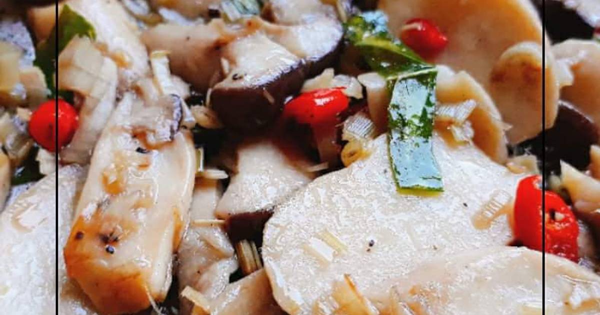 Nấm đùi gà xào xả ớt lá chanh chay