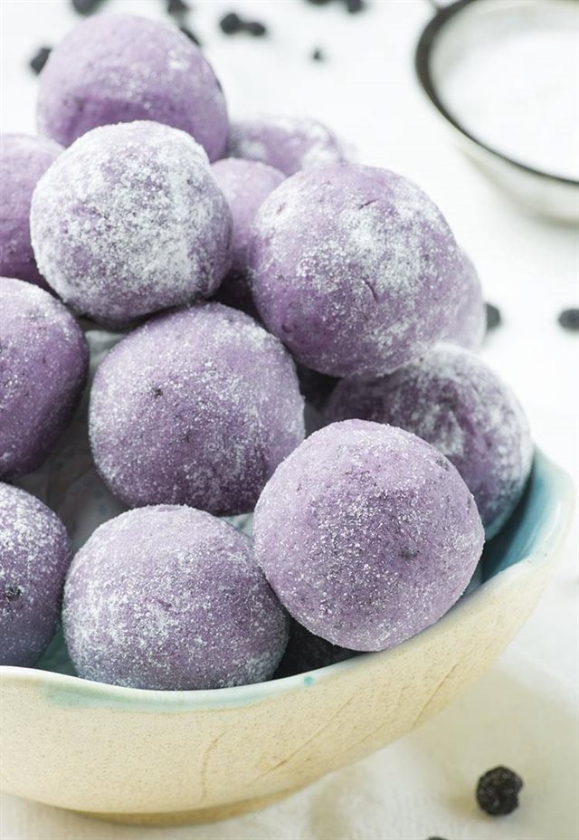 Chocolate Truffle Việt Quất