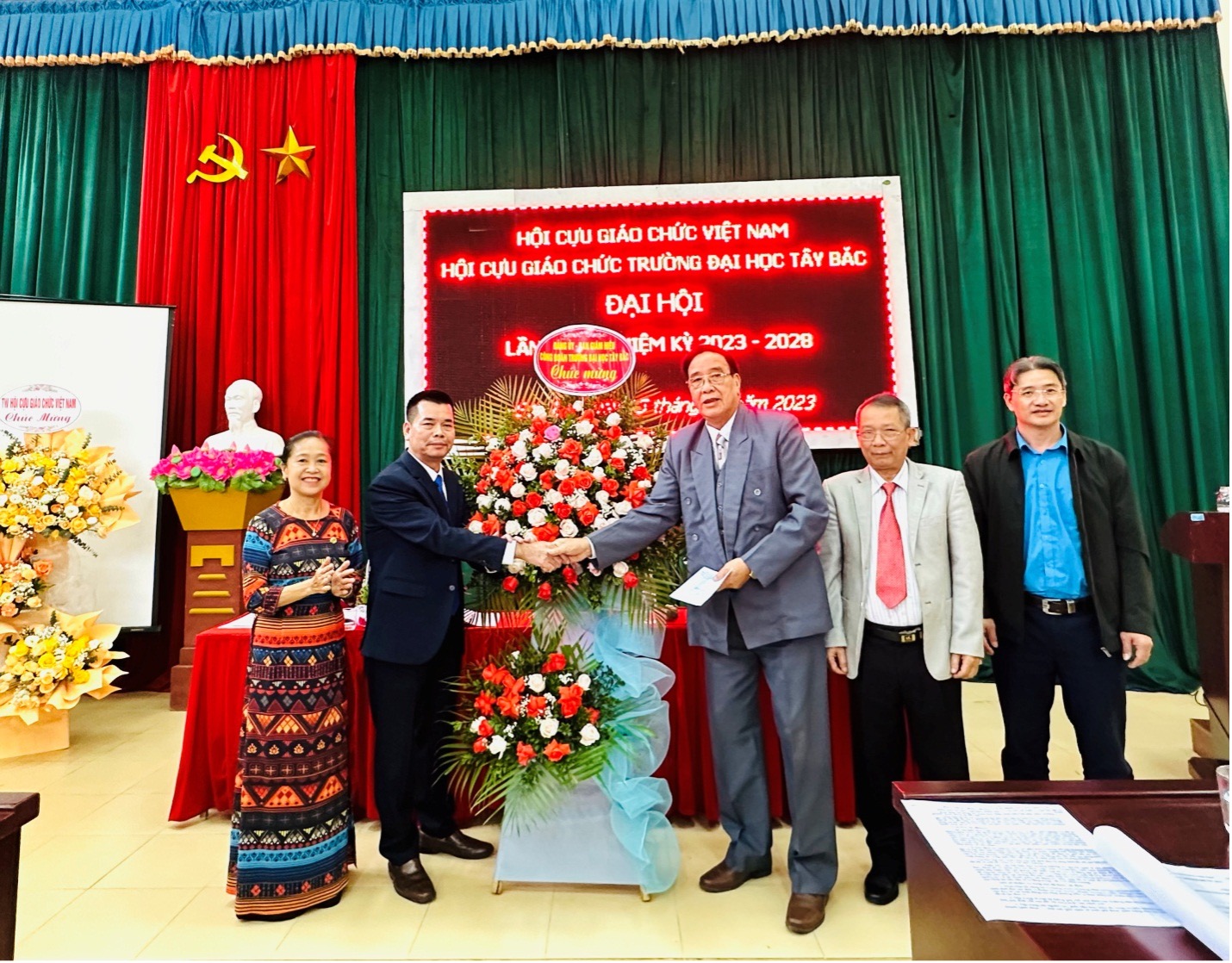 Đại hội Hội cựu giáo chức Trường Đại học Tây Bắc lần thứ II, nhiệm kỳ 2023 - 2028