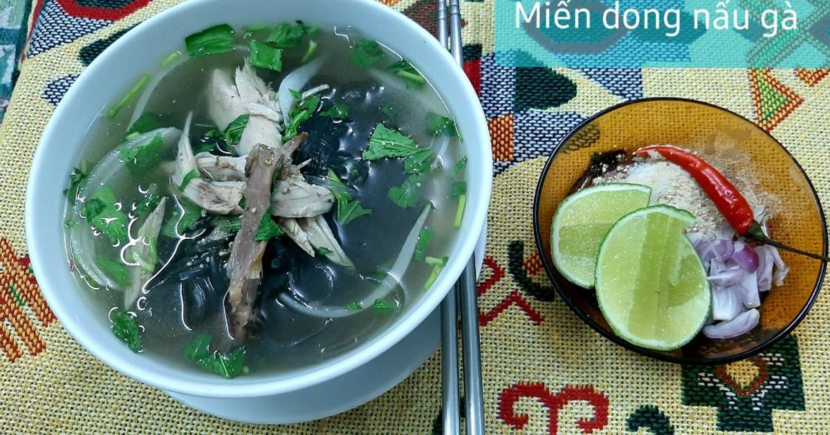 Miến dong nấu gà tre