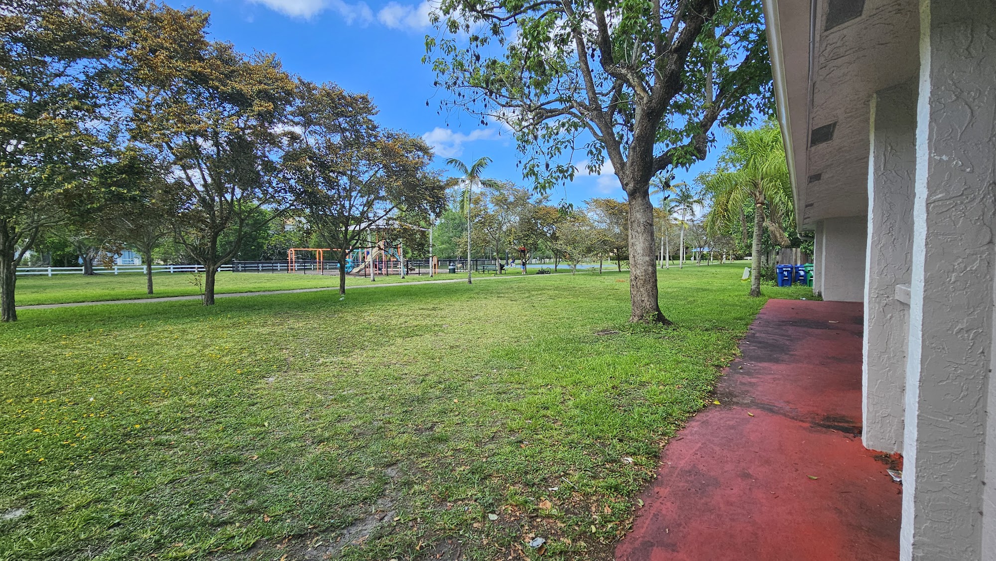 4 Units On Large Corner Lot property photo 50