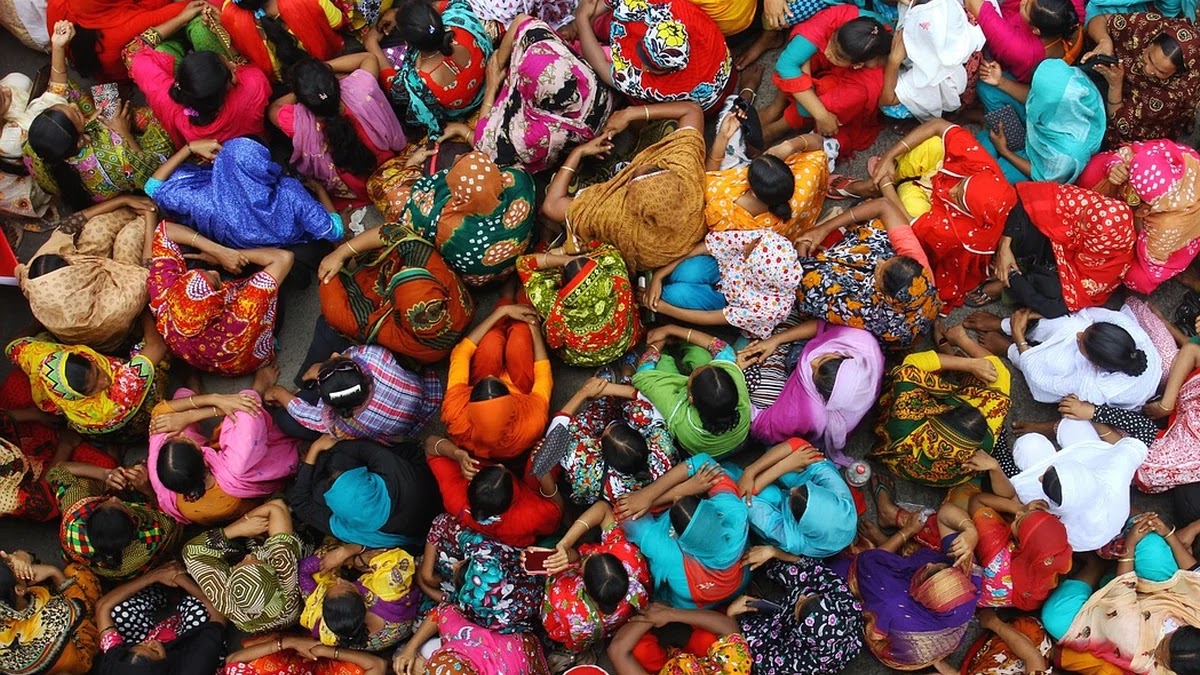 냉전시대 주요 사건 연표로 이해하는 베를린 장벽의 붕괴 과정