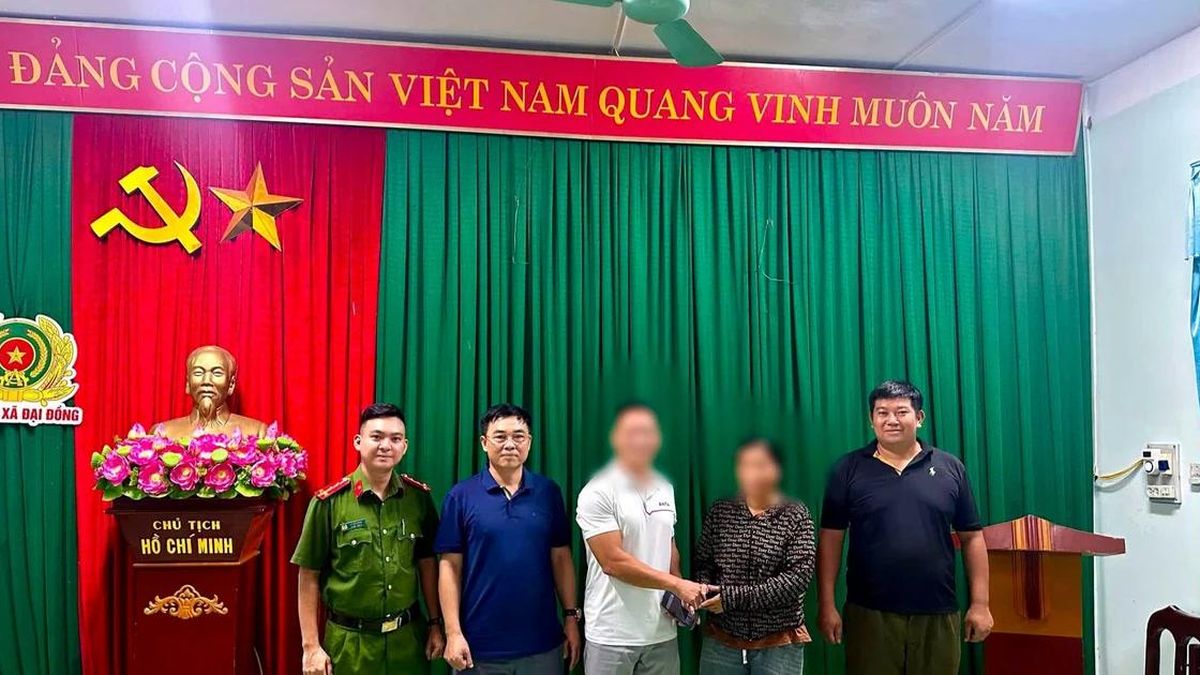 Chuyển nhầm hơn 2 tỉ đồng, người phụ nữ ở Phú Thọ trả lại toàn bộ - Báo Tri thức &amp; Cuộc sống